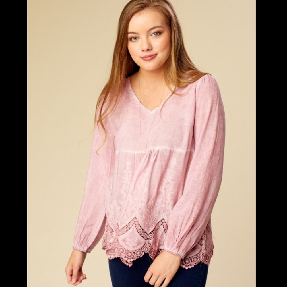 *NWT* Altar'd State Mauve Nadeau Top